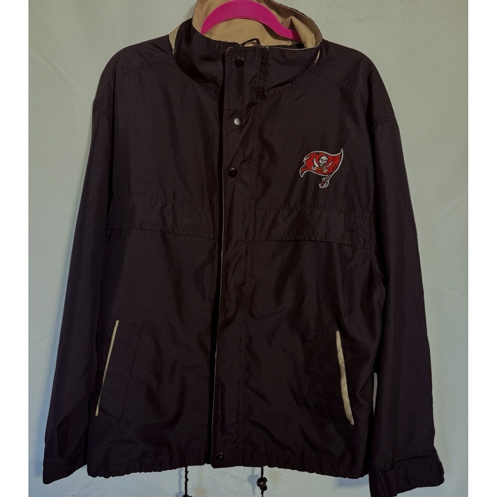 NFL Jacket Size M Tampa Bay Buccineers Hooded Light weight full zip